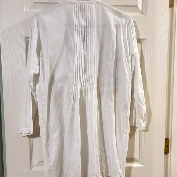 Embroidered White Tunic top - Picture 4 of 7